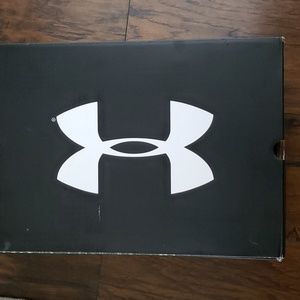 Men under armour cleats shoes